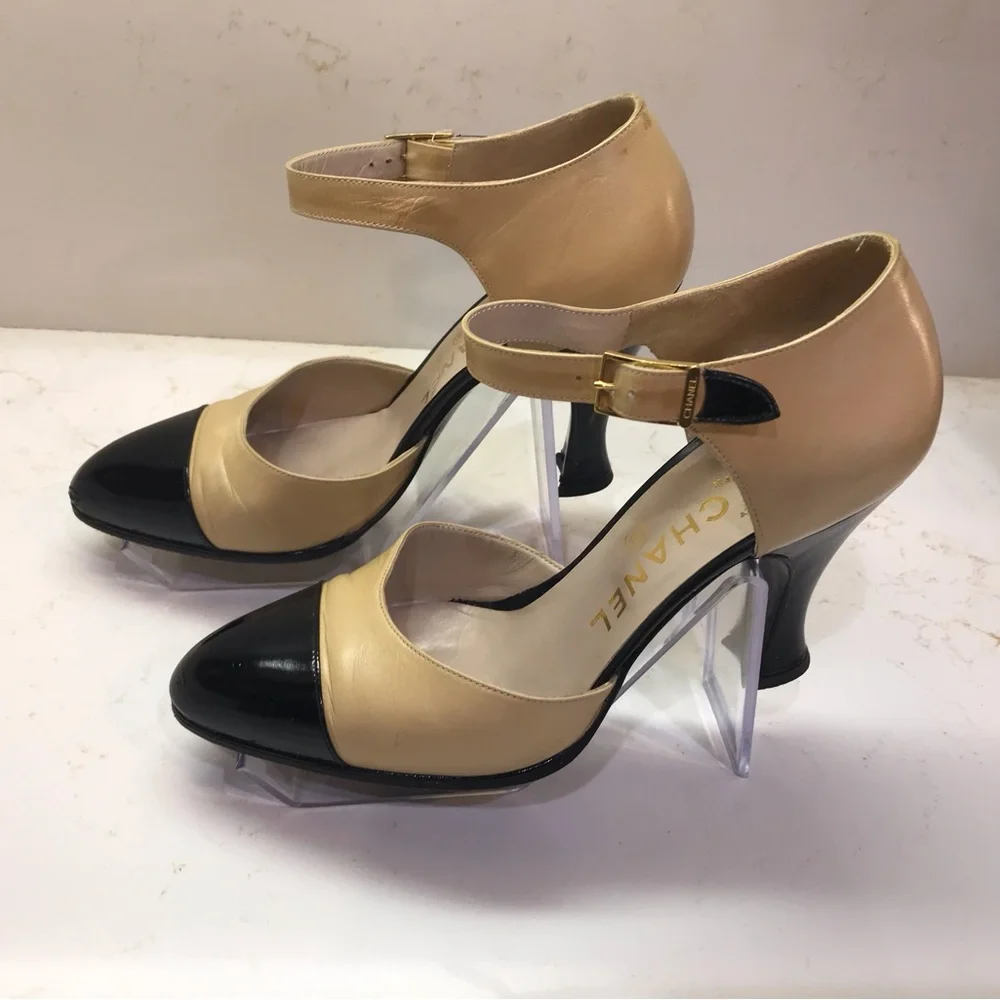 CHANEL Black and Beige Heels with Classic Cap Toe - Picture 2 of 10